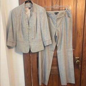 White House Black Market Taupe Gray Blazer and Pant Set